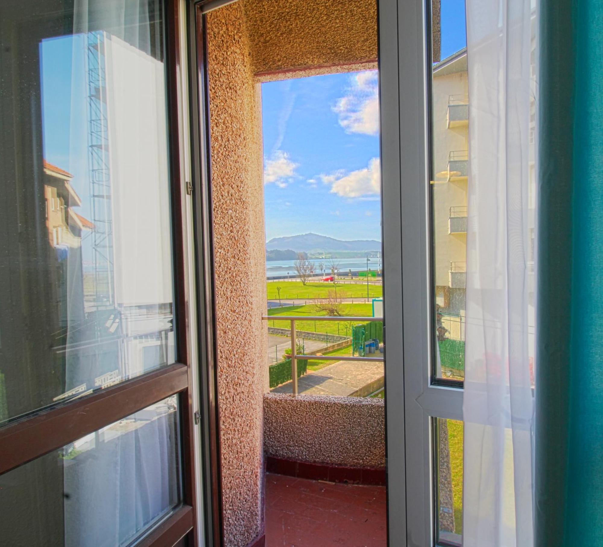 Entre Playa Y Puntal Somo Exterior foto